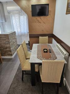 APARTMANI IZDAVANJE CENTAR NOVO BEOGRAD